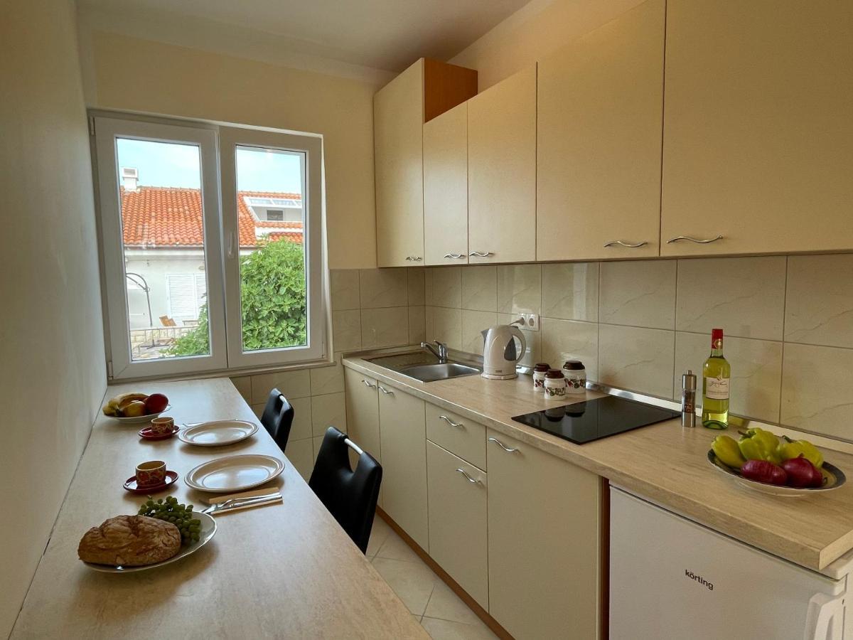 Novalja Apartments By Nena Exterior photo